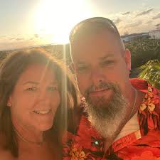 Is there anywhere to get cases of roma tomatoes?