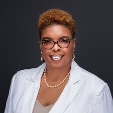 Danielle Banton's Instagram, Twitter & Facebook