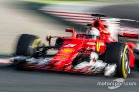 Sollte man doch die wand berühren, hofft man, dass der schaden so gering wie möglich ausfällt. Umfrage Wer Wird Formel 1 Weltmeister 2017