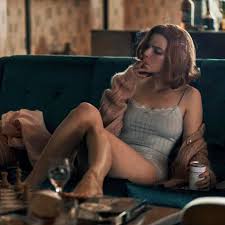 Приход королевы Секс, наркотики, рокировка: так ли хорош самый популярный  сериал Netflix?: Кино: Культура: Lenta.ru