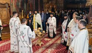 Cea de a șasea ediție a programului catehetic desfășurat anual în parohiile din arhiepiscopia romanului și bacăului are tema: SlujbÄ Cu Prilejul Anului Nou 2021 La Arhiepiscopia Romanului Èi BacÄului Romanul Financiar