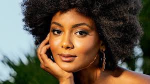 Eli Ferreira, de Renascer, conta que mudou de religião: 'Me aprisionava'