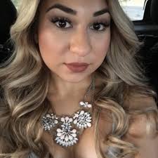 Maggie Robles (@maggierobles23)