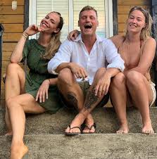 How can i contact geraldine kemper's management team or agent details, and how do i get in touch directly? Geraldine Kemper S Feet Wikifeet