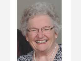 Janet Kohler's Instagram, Twitter & Facebook