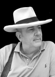 Edwin Lozada (@eflozada)