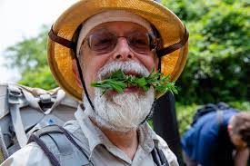 Steve Brill leads hunt for Vannie's shrub grub