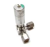 CKD Corp. 3870-03353 Pneumatic 1/4" Female VCR Diaphragm Air Valve NC