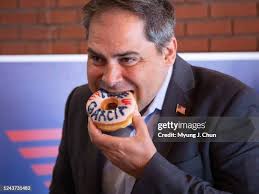 241 Me Donuts Stock Photos, High-Res Pictures, and Images