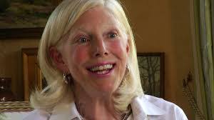 Molly Munger's Instagram, Twitter & Facebook