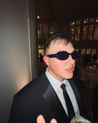 Daniel Bracken's Instagram, Twitter & Facebook