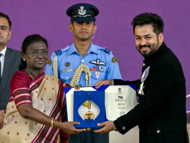 As Aditya Dhar wins Best Feature Film National Award for Article 370, he  hopes to return next year for Dhurandhar | Bollywood