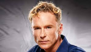 Barbara d'urso (vincenzo de lucia) ospite di stasera tutto è. Who Is Michele Carfora The Ex Husband Of Barbara D Urso