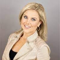 Deborah Callis's Instagram, Twitter & Facebook