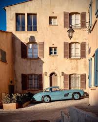 A Mighty Fine Mercedes 300sl Gullwing Parked Up Without Reversing Sensors This Was Probably A Fairly Stressful Park In 2020 Old Classic Cars Vintage Cars St Tropez
