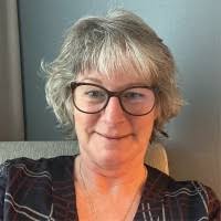 200+ Profile mit dem Suchbegriff „Ruffing“