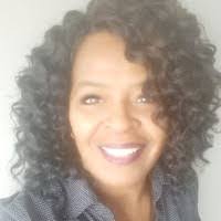 Annie Hurst's Instagram, Twitter & Facebook