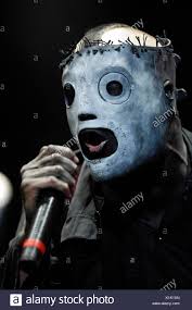 People act like getting a vaccine is signing a deal with the devil, taylor says in a new interview. Corey Taylor Slipknot Fuhrt Im Konzert An Der Heineken Music Hall Amsterdam Holland 20 11 08 Stockfotografie Alamy
