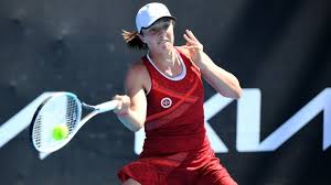 Początek relacji na żywo w poniedziałek, 26 sierpnia, około godziny 21:00. Wta W Melbourne Iga Swiatek Pokonana Lepsza Byla Jekaterina Aleksandrowa Polsat Sport