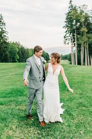 Find your outer banks wedding photographer, violinist, planner and dj in one convenient place! Virginia Wedding Photographer Couples Elopements Weddings