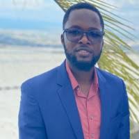 400+ "Dimanche" profiles