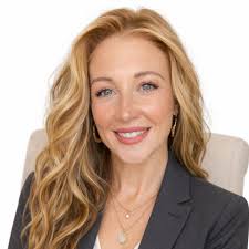 West Kyle is getting a new luxury community with oversized lots and  resort-style amenities 🔥Coming soon! Comment “INFO” for all the details📩 Marissa  Holmes #MODHomeGroup marissa.holmes@compass.com @marissaholmes_atx . . . .  . . #