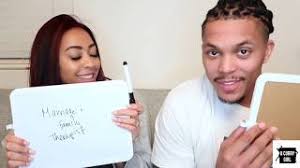 Husband to @ayeshacurry, father to riley, ryan and canon, son, brother. Who Is Steph Curry S Sister New Details On Sydel Curry Who Is Married To Her Brother S Teammate Yourtango
