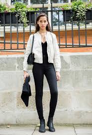 Maybe you would like to learn more about one of these? How To Wear Chelsea Boots With Everything This Fall Hunter Chelsea Boots Outfit Casual Winter Outfits Chelsea Rain Boots Outfit