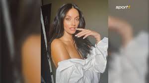 Maybe you would like to learn more about one of these? Paulo Dybala Und Seine Freundin Oriana Sabatini Haben Tik Tok Arger