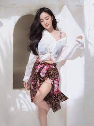 Home » apps » education » yang mi 楊冪 杨幂 yáng mì. æ¥Šå†ªæ–°å»£å'Šé©šç¾é´›é´¦é¼»çª¿è¢«æŒ‡é¢å®¹å´©å£žç¶²æ°'åš‡è¦ª æ€Žéº¼åƒå€‹å‡äºº é¦™æ¸¯01 å³æ™‚å¨›æ¨‚