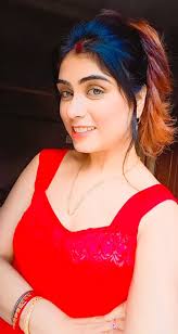 Hi all! I just wanted to introduce myself and share a photo that Esraa  Jacobs took. Just behind Esraa is Anshaaf Hendricks, and next to me is Yana  Lombaard. Luv u guys.