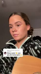 Laura Burr's Instagram, Twitter & Facebook