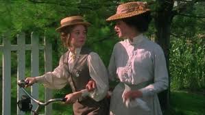 Montgomery , collecting information about the original novels, spinoffs, adaptations and much more. Anne Of Green Gables Ausstrahlung Im Tv Bibel Tv
