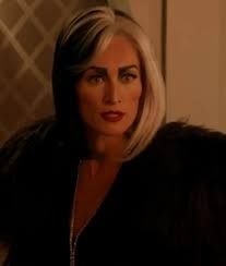 Если что и любила, то только модные шмотки. Cruella De Vil Once Upon A Time Wiki Fandom