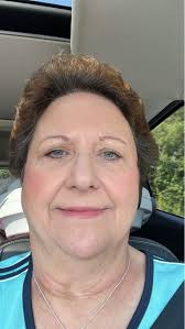 Hello, I'm June and something to know about me is I'm an Outgoing and  Honest person and love to make New Friends!