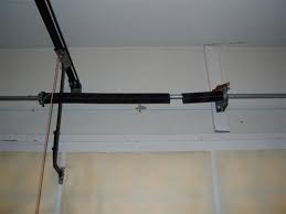 Get An Expert Tips For Maintaining Your Garage Door Springs And Cables Functioning Cửa Sổ