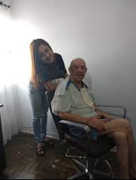 Ela é como nuvem e tempestade mais no final sempre brilha como o sol. Saloes De Beleza Se Adaptam Para Nao Perder Clientela Durante Quarentena Santos E Regiao G1