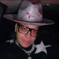 Candace Wakefield (@supastar_c)