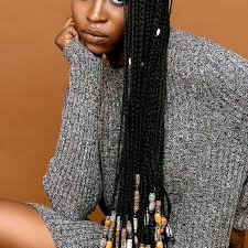 The braiding hair is added in small pieces use clear rubber bands to secure rows of beads on random sections of braids for an unexpected style. 13 Beautiful Hairstyles With Beads You Have To See