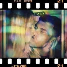 Robert Timon's Instagram, Twitter & Facebook