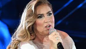 Recently, romina and al bano reunited on stage for the first time in 19 years. Romina Power The Tribute To Taryn And The Memory Of The Mother In Law Jolanda With Insinna Archyde