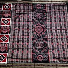 Sambalpuri Bandha Saree Fabrics From Gi Geographical Indications Document Says That Tie Dye Weaving In Western Odish Saree Latest Silk Sarees Silk Sarees