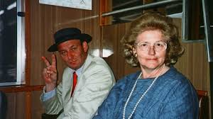 1996 heirateten kippenberger und die fotografin elfie semotan. Maler Martin Kippenberger Es War Nicht Schwer Ihn Zu Lieben Kultur Stuttgarter Nachrichten