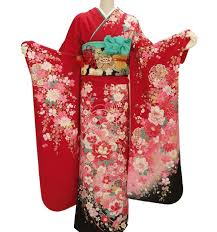 Hanya dengan online anda bisa membuat baju dengan motif sesuka hati anda. Mengenal 10 Pakaian Tradisional Jepang Yang Tak Hanya Indah Namun Juga Memiliki Makna