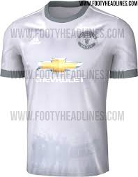 The home jersey that takes the red color in the basic and adds the others like the fans are being collaborated together to produce the design for their third manchester united jersey 17/18. Manchester United 2017 18 Third Kit Revealed Manchester Evening News