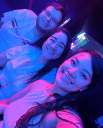 Dalila Paredes's Instagram, Twitter & Facebook