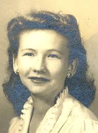 Dorothy Durrett's Instagram, Twitter & Facebook