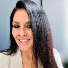 Mandy Harless's Instagram, Twitter & Facebook