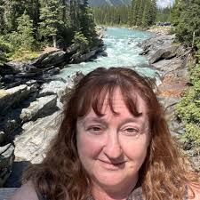 Hey, any recommendations for a great family hotel? The last time we were in  vegas we stayed in the Mirage. Unfortunately, that's no longer there so any  recommendations would be appreciated 😊