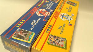 The set consisted of 704 baseball cards and each card from the 1990 score baseball card set is listed below. Sold Price 2 Sealed Boxes 1989 1990 Score Baseball Cards Invalid Date Mst